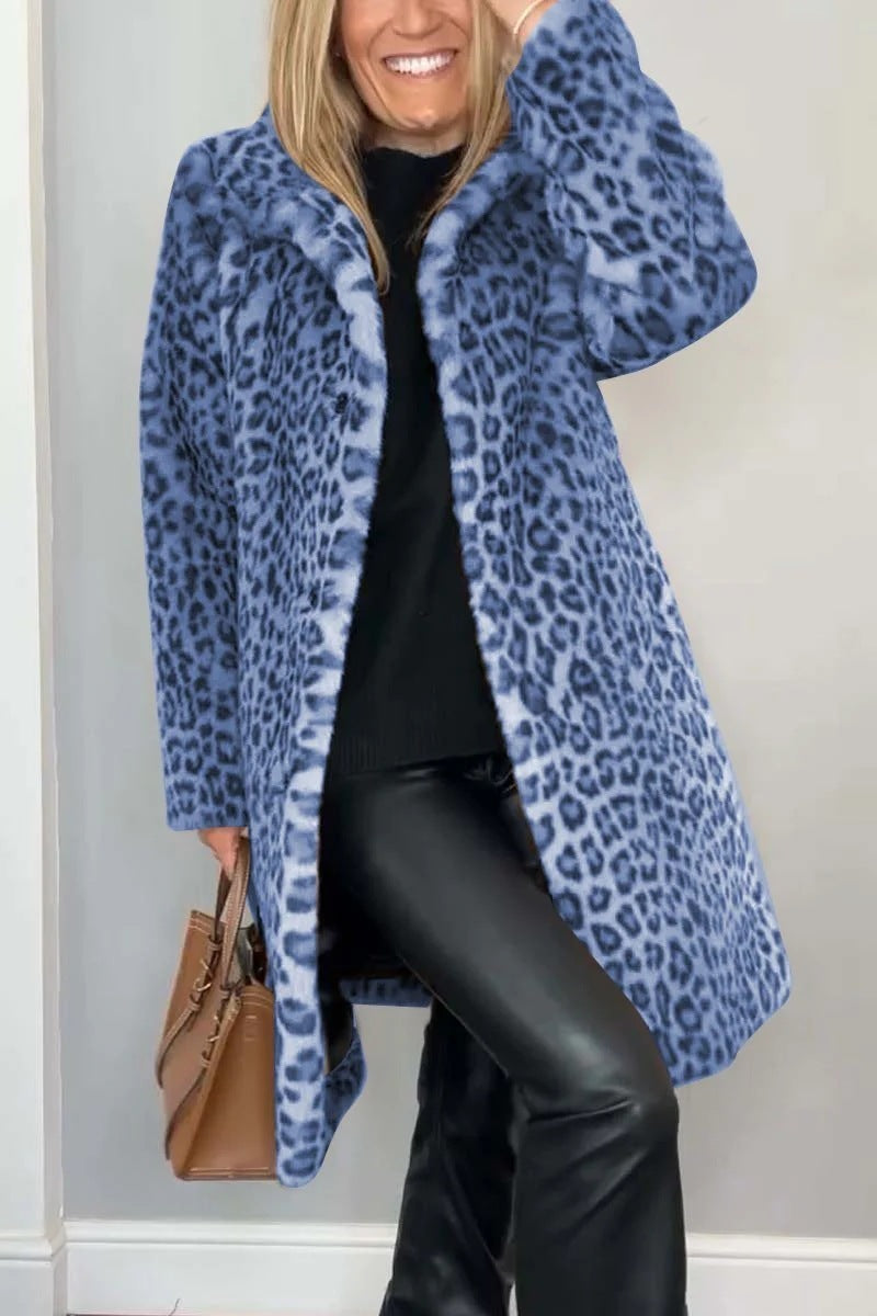 Féline Élégance | Manteau Léopard Douillet