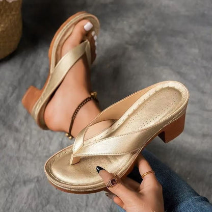 Vira™ | Chaussons orthopédiques femme avec talon et maintien tout confort