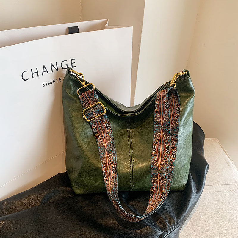 Sac à main vintage femme Anne™ porté avec style